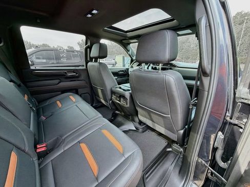 Used 2024 GMC Sierra 3500 AT4 w/ AT4 Premium Plus Package AWD/4WD image 11