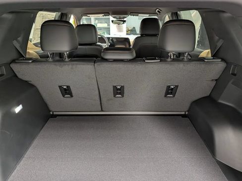 New 2027 Chevrolet Equinox ACTIV w/ Safety and Technology Package AWD/4WD image 16