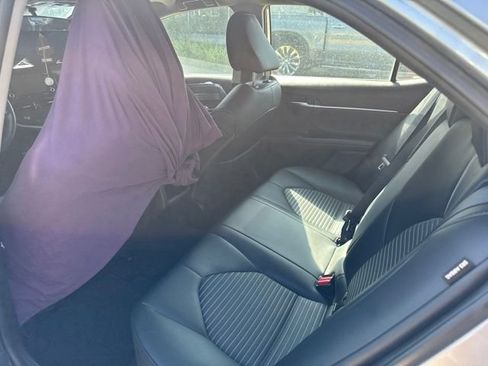 Used 2022 Toyota Camry SE FWD image 23