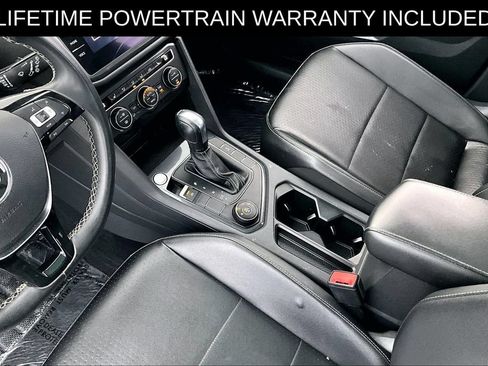 Used 2021 Volkswagen Tiguan SEL AWD/4WD image 17