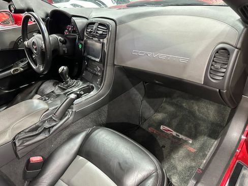 Used 2010 Chevrolet Corvette Z06 w/ Preferred Equipment Group RWD image 9