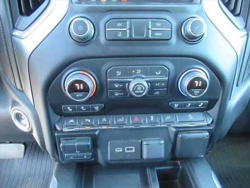 Used 2021 Chevrolet Silverado 1500 LTZ image 26