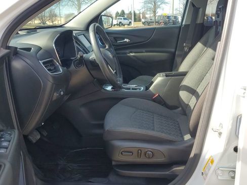 Used 2023 Chevrolet Equinox LT image 7
