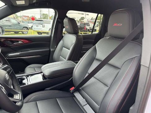 New 2026 Chevrolet Traverse Z71 w/ Enhanced Driving Package AWD/4WD image 10