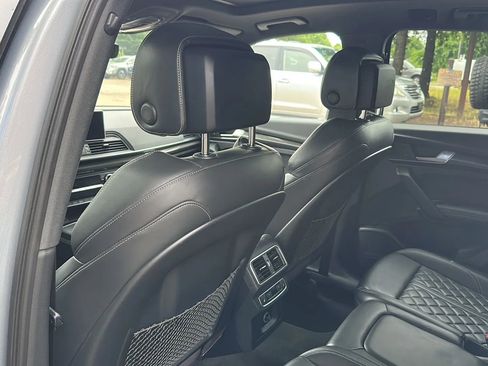 Used 2018 Audi SQ5 Prestige w/ Prestige Package AWD/4WD image 17