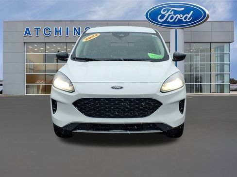 Certified 2022 Ford Escape SE w/ Convenience Package image 2