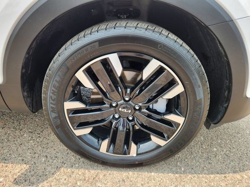 Certified 2025 Kia Telluride SX AWD/4WD image 23