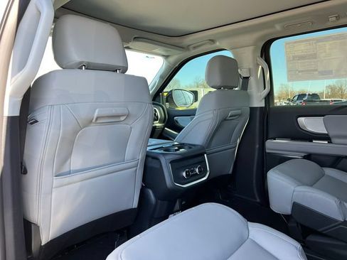 New 2026 Ford Expedition Max Active AWD/4WD image 37