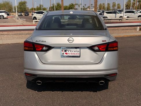 Certified 2024 Nissan Altima 2.5 SR w/ SR Premium Package FWD image 5