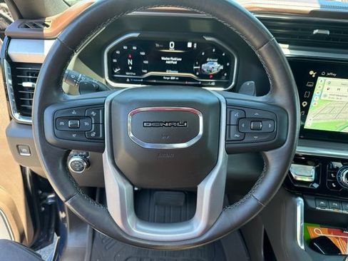 Used 2023 GMC Sierra 1500 Denali AWD/4WD image 8