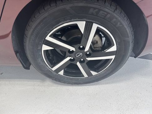 Used 2024 Nissan Sentra SV FWD image 10
