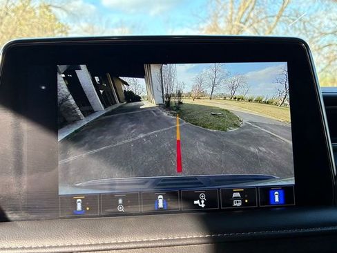 Used 2023 Chevrolet Tahoe LT w/ LT Signature Plus Package image 19