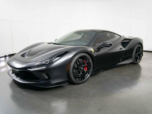 Used 2020 Ferrari F8 Tributo RWD image 4