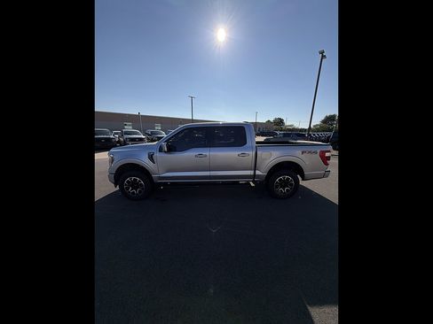 Used 2022 Ford F150 Lariat w/ Equipment Group 502A High AWD/4WD image 2