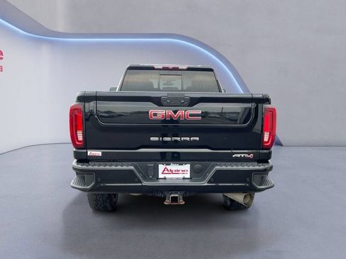 Used 2022 GMC Sierra 2500 AT4 w/ AT4 Preferred Package AWD/4WD image 4