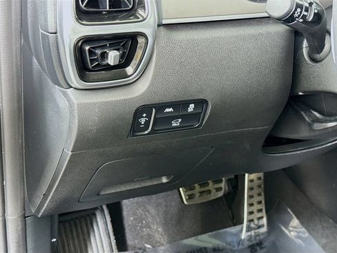 Used 2023 Kia Sorento SX AWD/4WD image 21