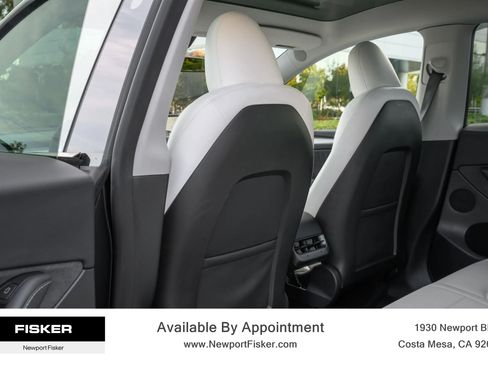 Used 2024 Tesla Model Y Long Range AWD/4WD image 17