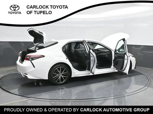 Used 2024 Toyota Camry SE w/ Convenience Package FWD image 45