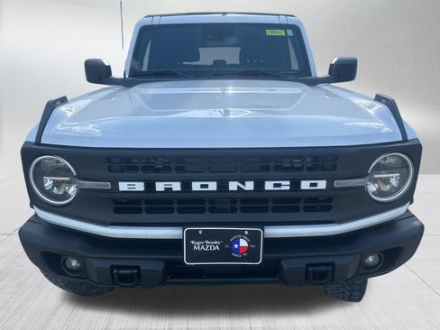 Used 2024 Ford Bronco Black Diamond image 2