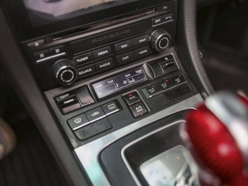 Certified 2017 Porsche 718 Boxster image 23