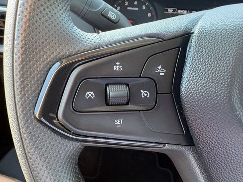 Used 2023 Chevrolet TrailBlazer LT w/ Convenience Package FWD image 15
