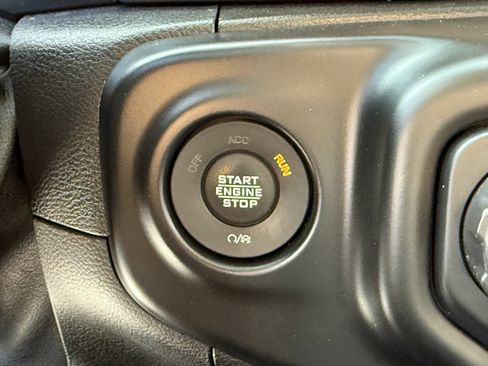 Used 2021 Jeep Wrangler Unlimited Sport AWD/4WD image 19