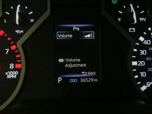 Used 2024 Toyota Tundra SR5 AWD/4WD image 39