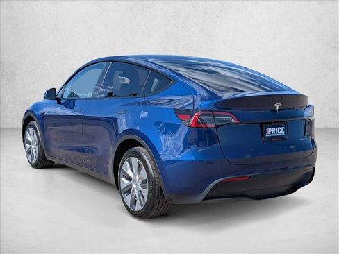 Used 2022 Tesla Model Y Long Range AWD/4WD image 8