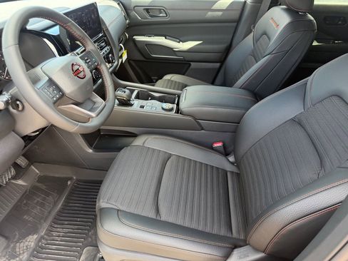 New 2026 Nissan Pathfinder Rock Creek image 16