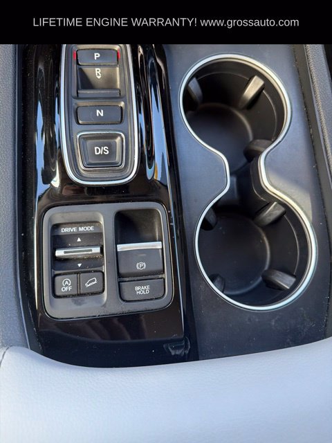 Used 2025 Honda Pilot Elite image 17