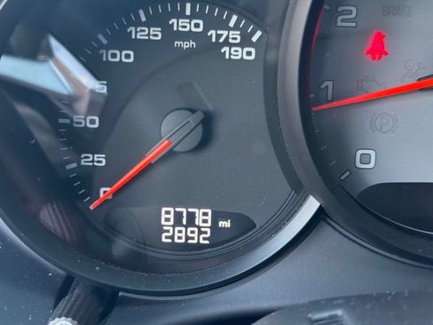 Used 2021 Porsche 718 Cayman S RWD image 10
