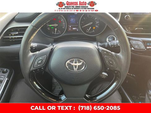 Used 2019 Toyota C-HR XLE image 20