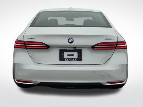 New 2026 BMW 530i xDrive 530i xDrive w/ Premium Package image 7