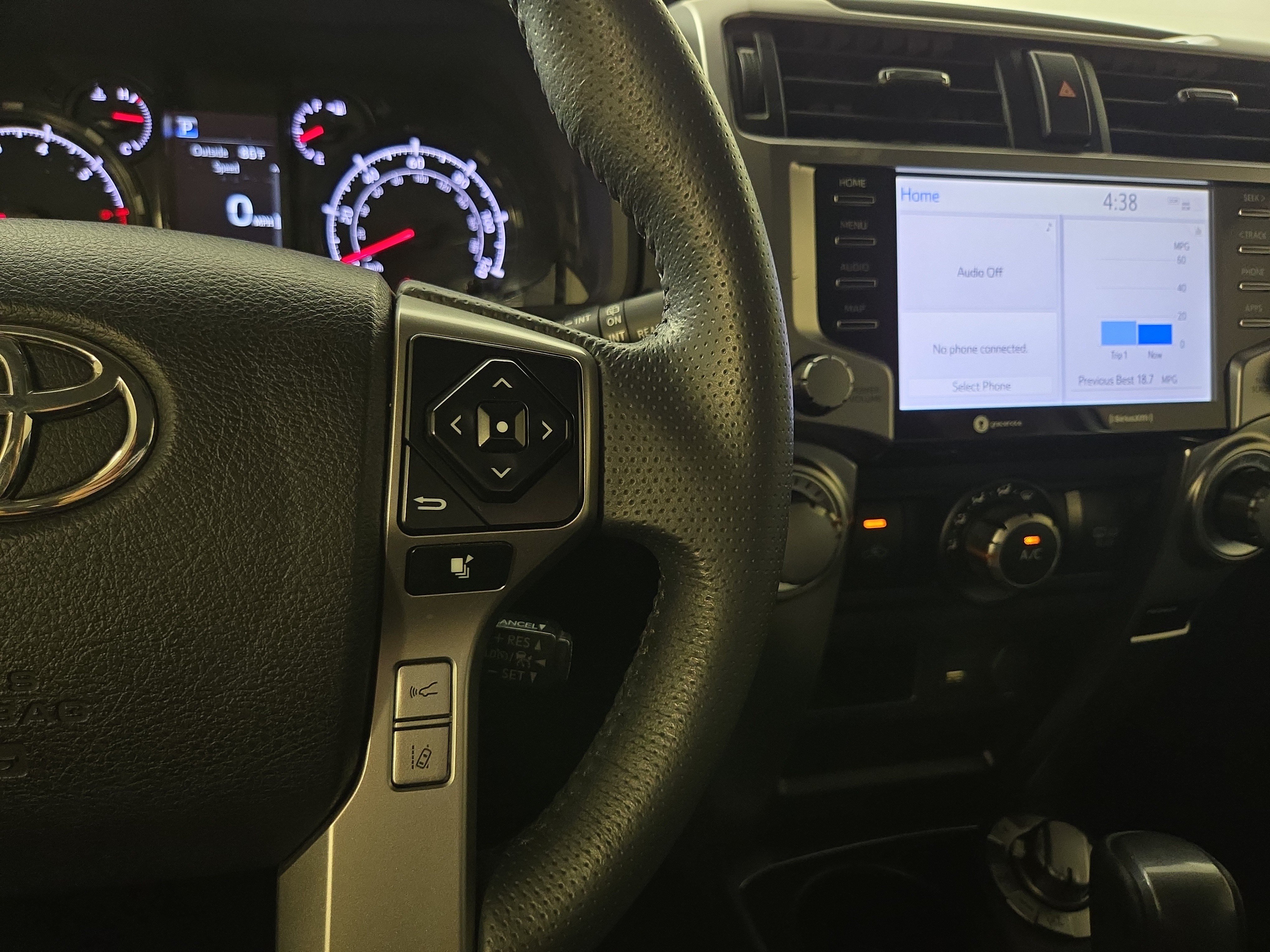 Used 2024 Toyota 4Runner SR5 AWD/4WD image 16