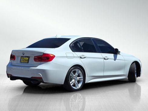 Used 2017 BMW 330i Sedan image 4