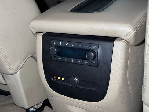 Used 2007 GMC Yukon SLT w/ SLT Preferred Equipment Group image 21