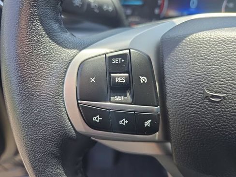 Certified 2024 Ford Explorer XLT w/ Equipment Group 202A AWD/4WD image 16