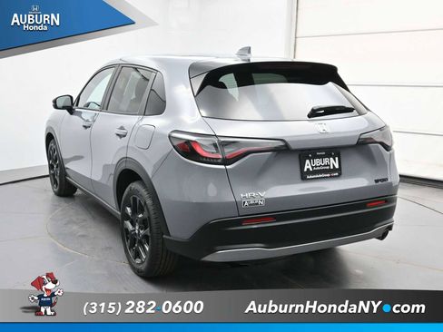Used 2024 Honda HR-V Sport image 15