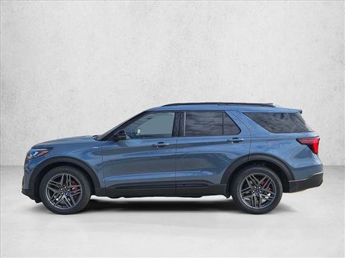 New 2026 Ford Explorer ST-Line w/ ST-Line Street Pack image 5