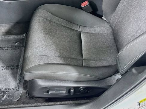 Used 2025 Honda Accord SE image 17