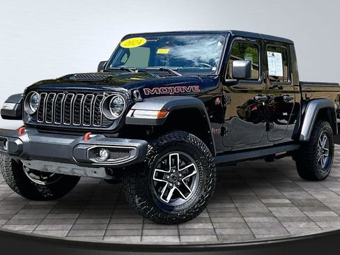 Used 2024 Jeep Gladiator Mojave w/ Safety Group AWD/4WD image 12