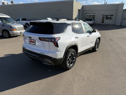 Used 2025 Chevrolet Equinox ACTIV w/ Safety and Technology Package image 5
