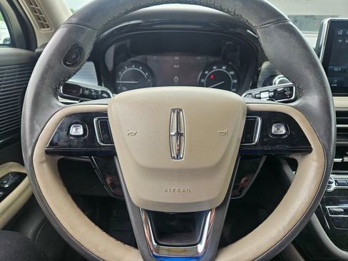 Used 2021 Lincoln Corsair FWD w/ Equipment Group 101A image 9