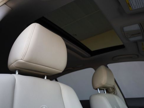 Used 2013 INFINITI G37 Journey w/ Premium Pkg image 29