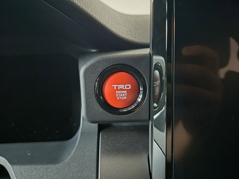 New 2026 Toyota 4Runner 4WD image 24