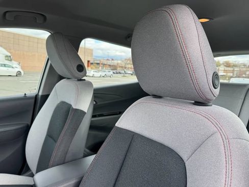 Used 2020 Chevrolet Bolt LT image 10