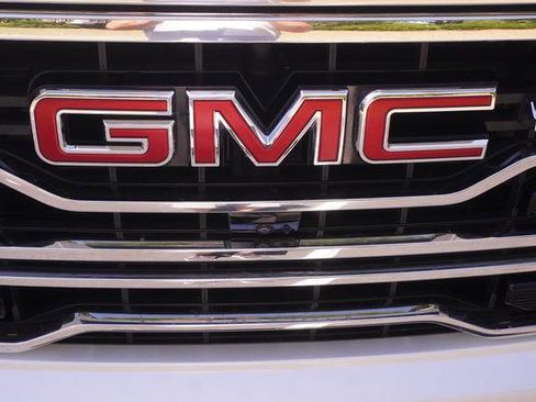 Used 2024 GMC Sierra 1500 SLT w/ SLT Premium Plus Package AWD/4WD image 48