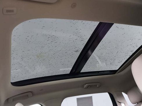 Used 2022 Lincoln Nautilus Reserve w/ Luxury Package image 21