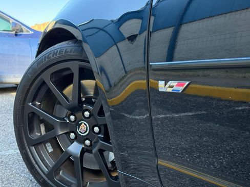Used 2014 Cadillac CTS V image 32