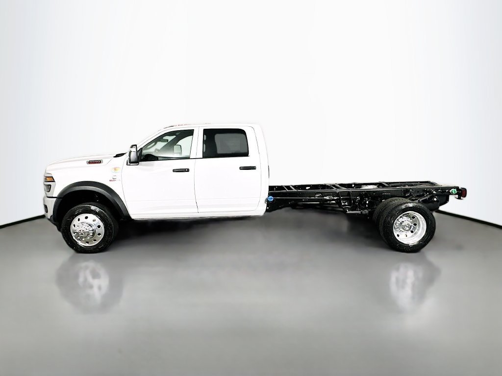 New 2026 RAM 4500 Tradesman w/ Chrome Appearance Group AWD/4WD image 4